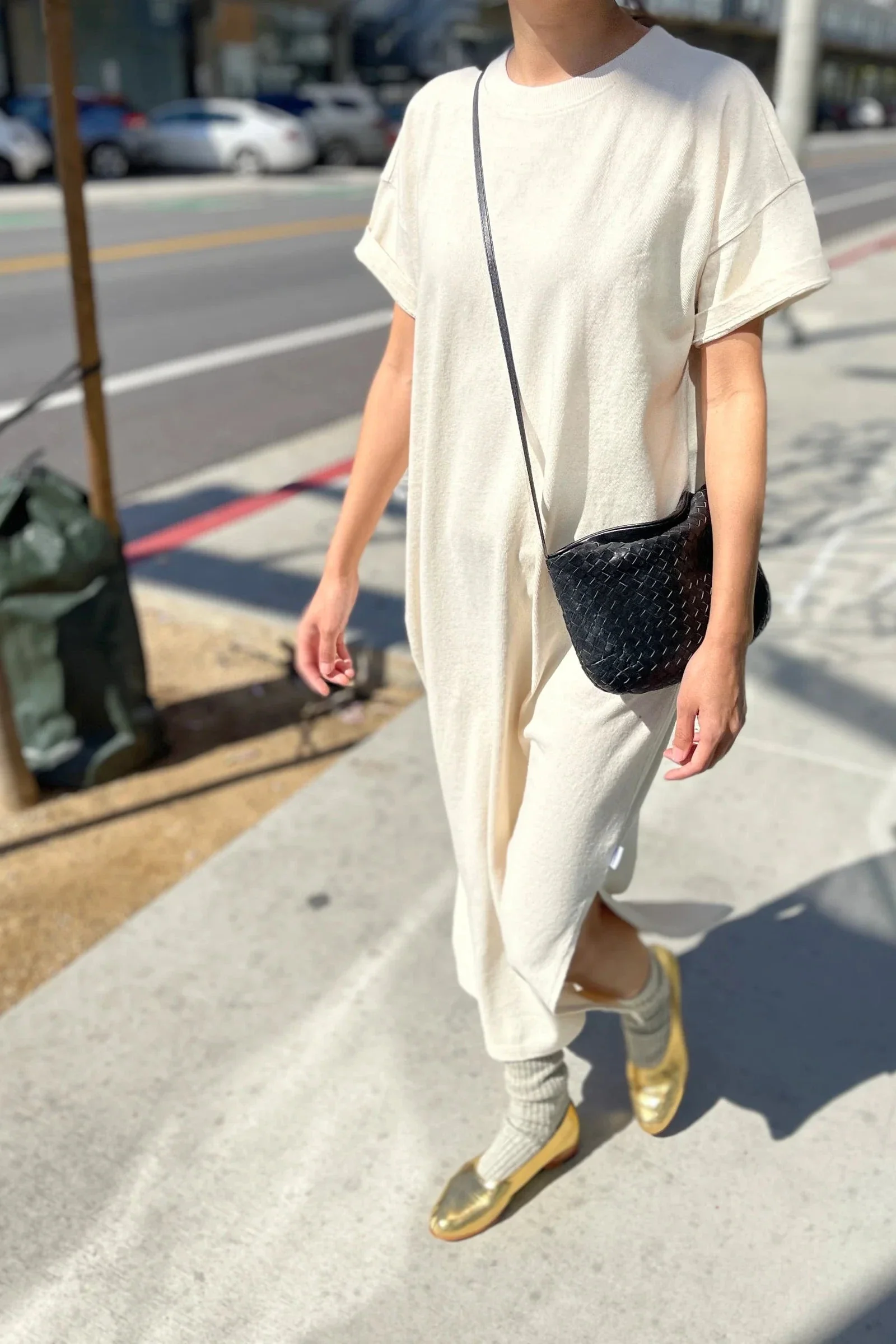 Her Dress - Image 6