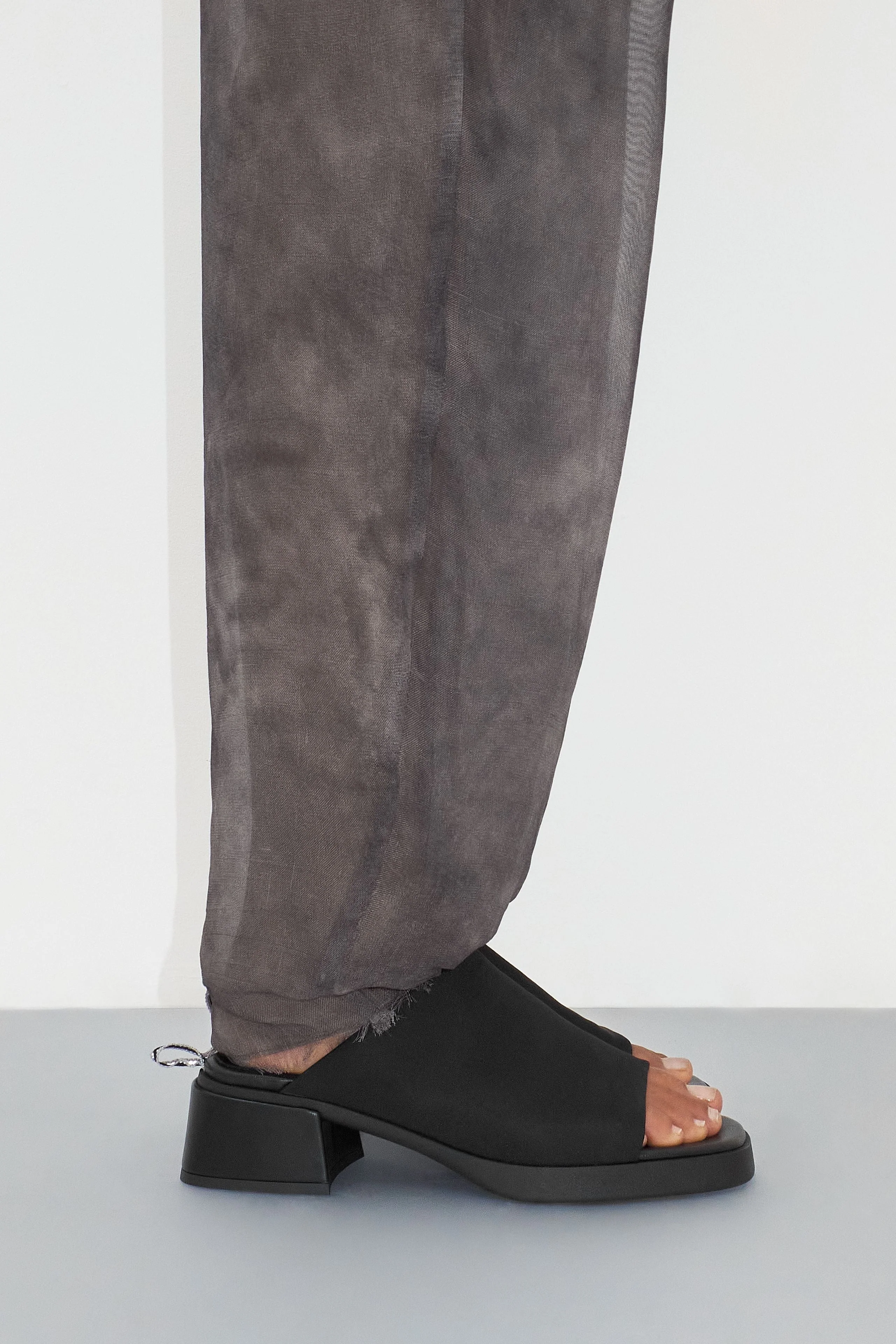 Zooey Sandals | Black - Image 3