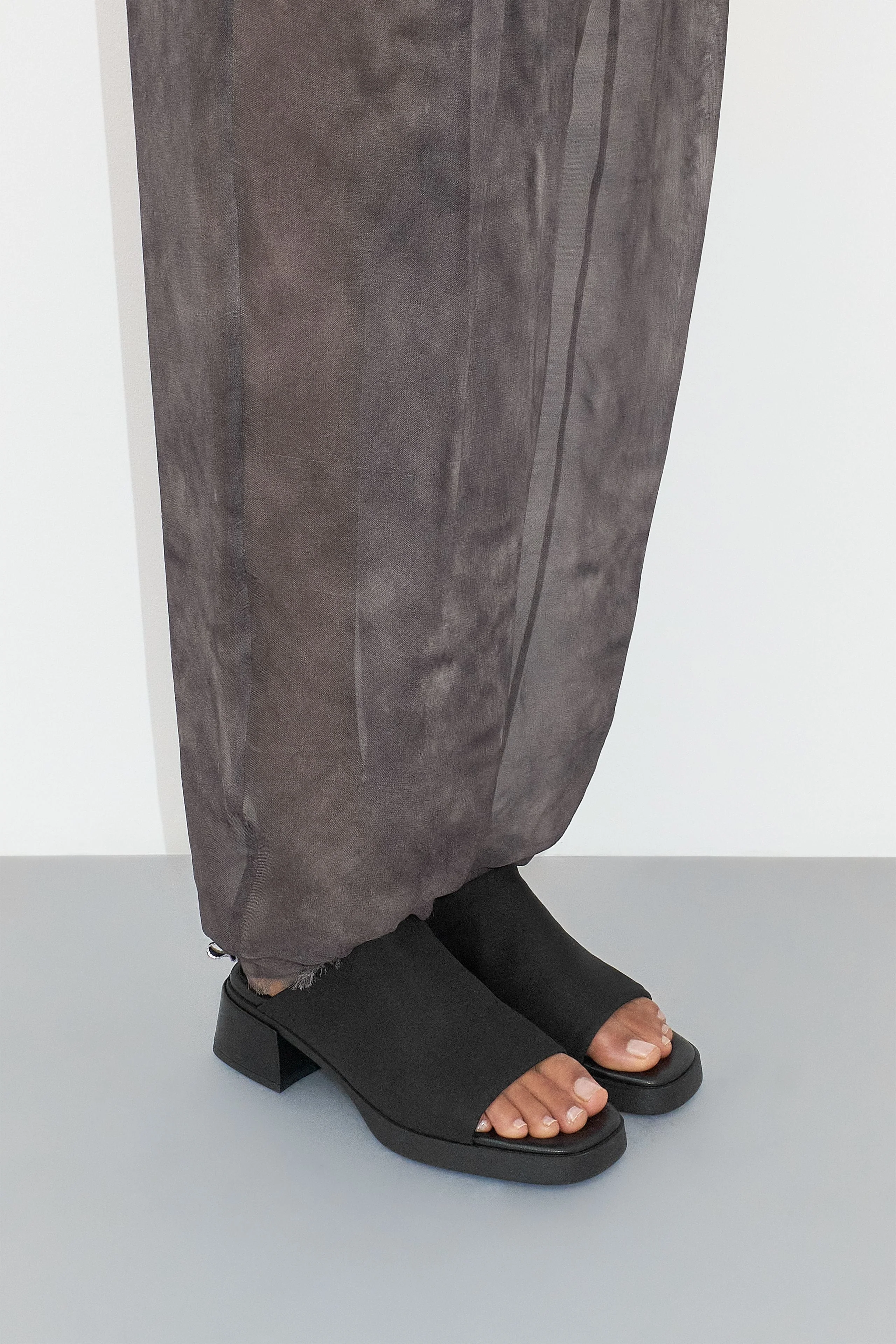 Zooey Sandals | Black - Image 4